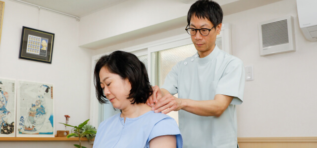 「鍼灸ひののき」の施術の様子